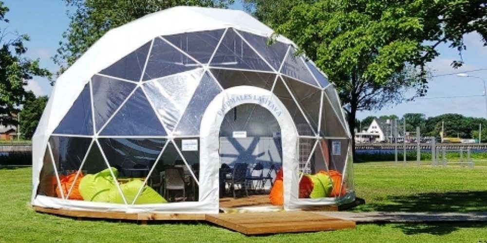 Geo dome tents