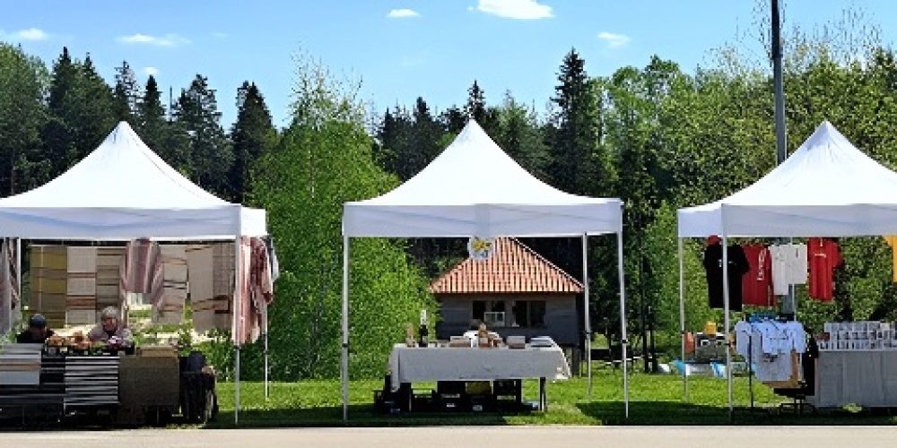 Folding POP UP Tents